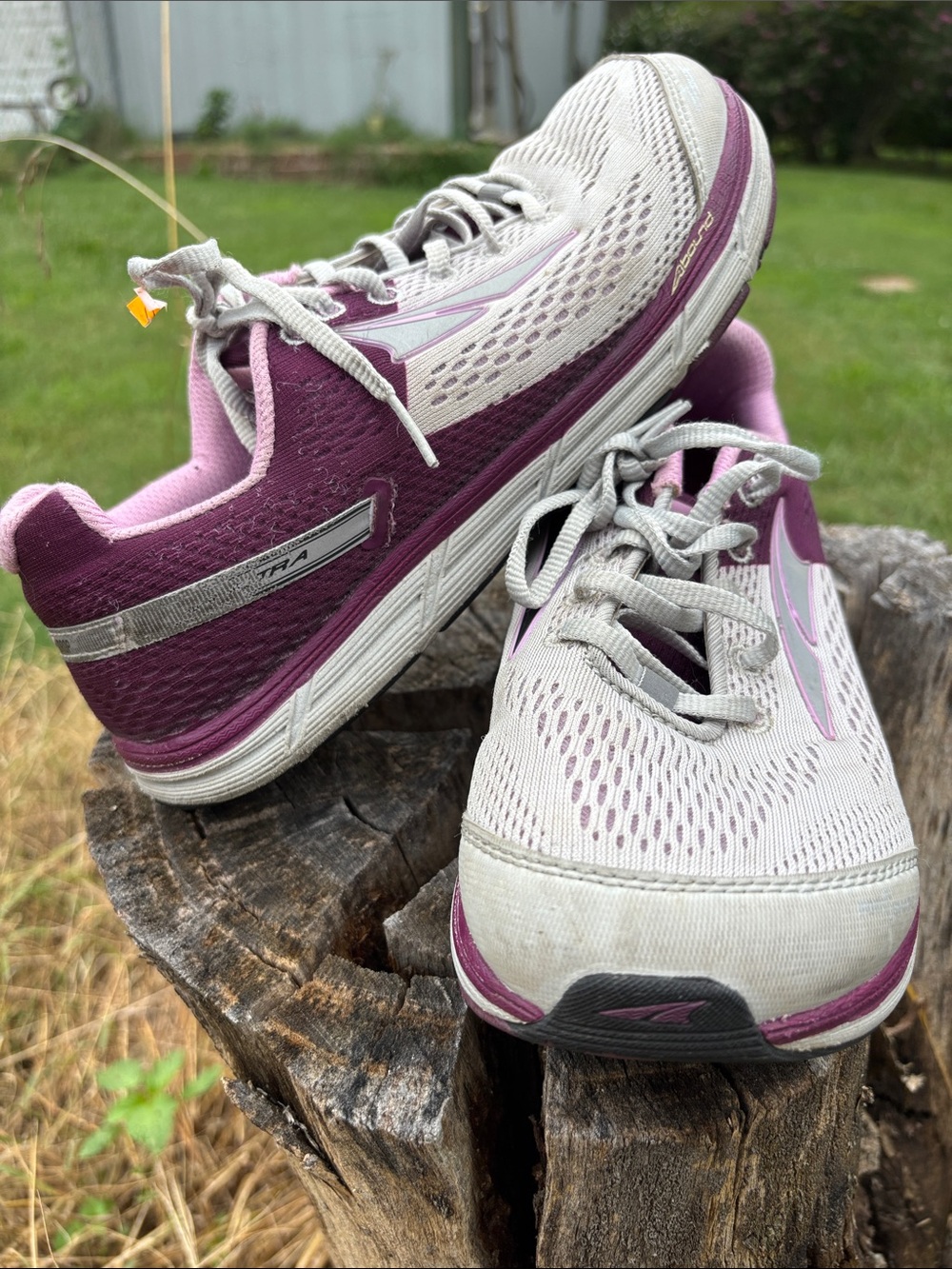 Altra Women's Running Shoes - Light Gray and Plum